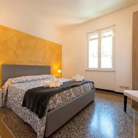 Casa Daniele - Centralissima Sul Porto Di Appartamento *